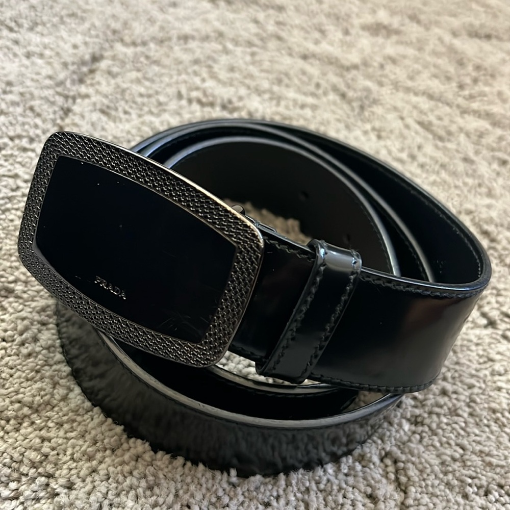 Prada women’s belt vintage worn once Black